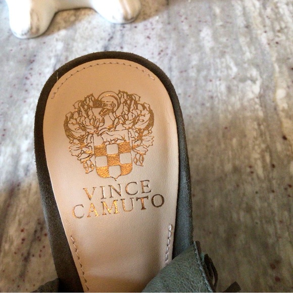 Vince Camuto olive green suede fringe heels - Picture 2 of 8